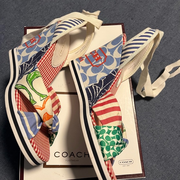 Coach shoe/wedge size 8 - Picture 4 of 4